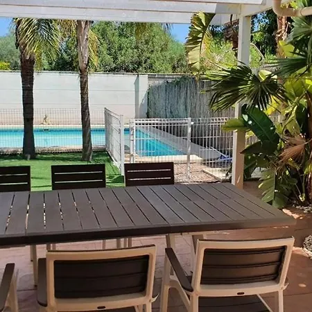Con Piscina Privada Сasa de vacaciones *